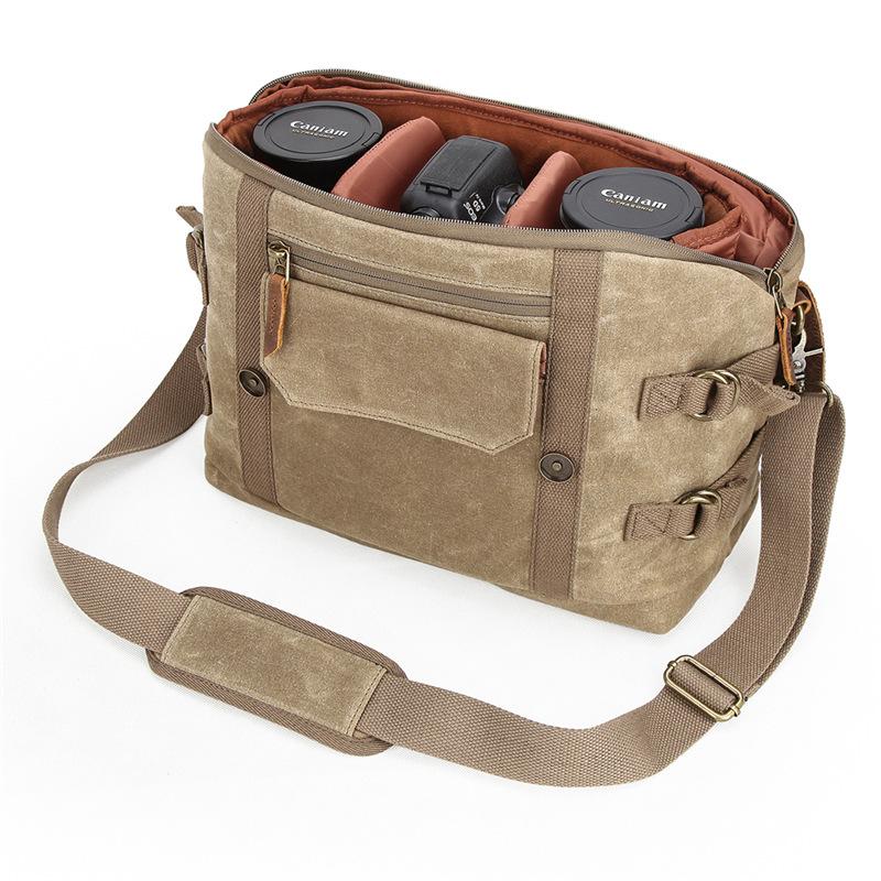 Vilna - Camera Messenger Bag