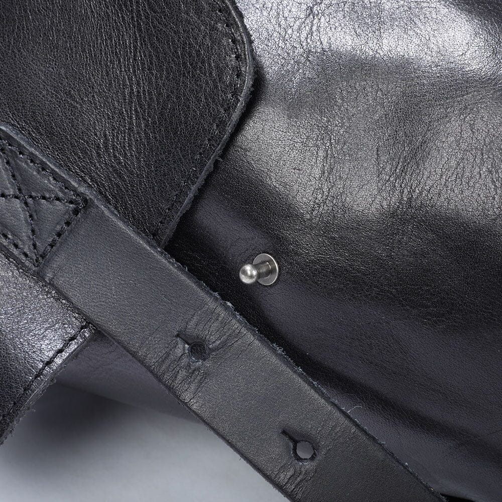 Voyager - Small Black Leather Backpack