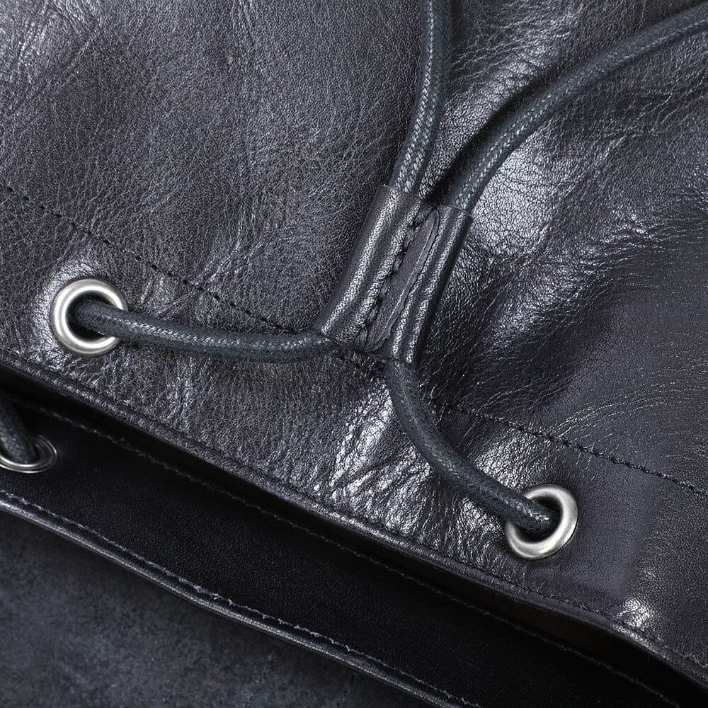 Voyager - Small Black Leather Backpack